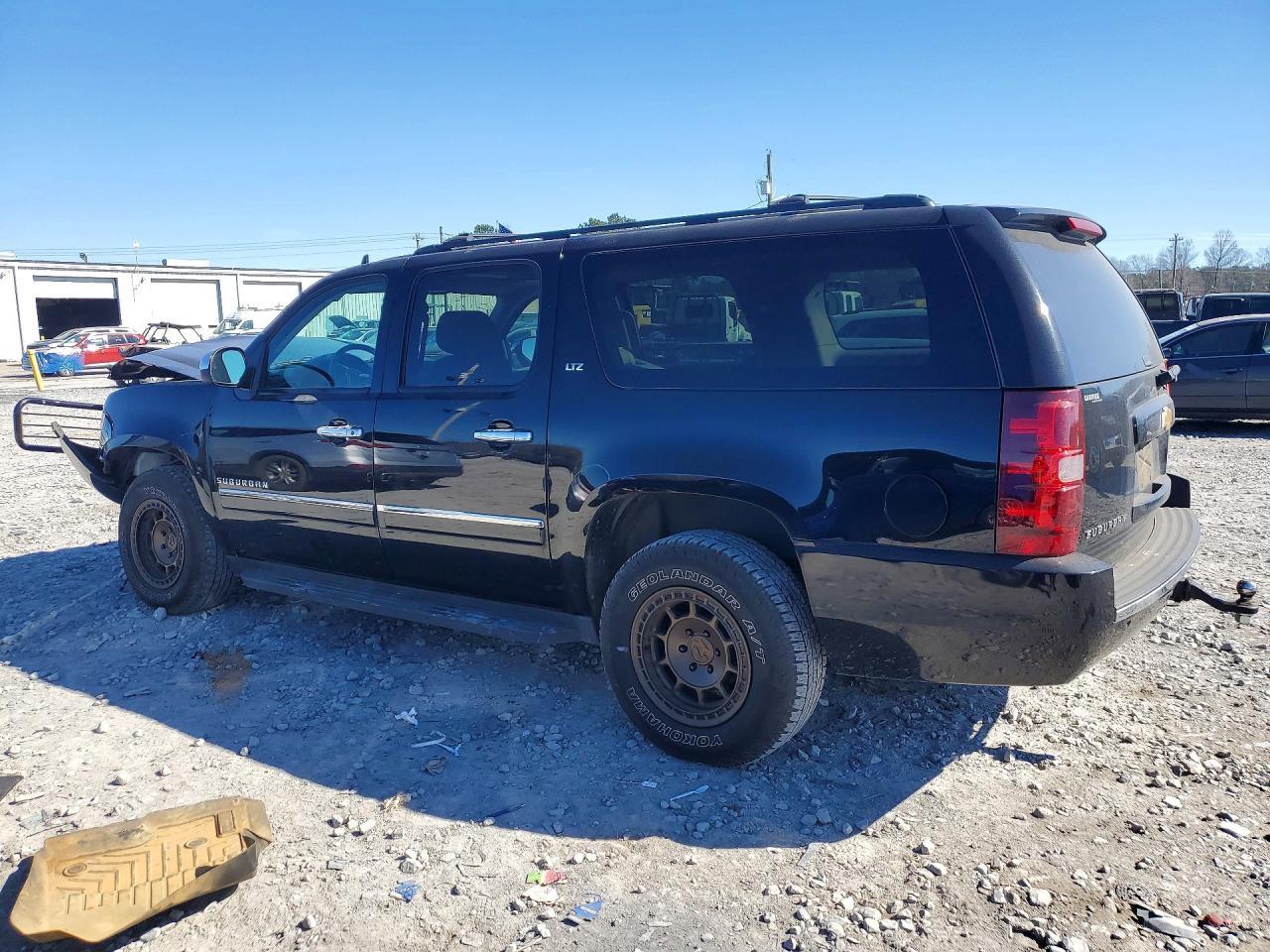 2013 CHEVROLET Suburban