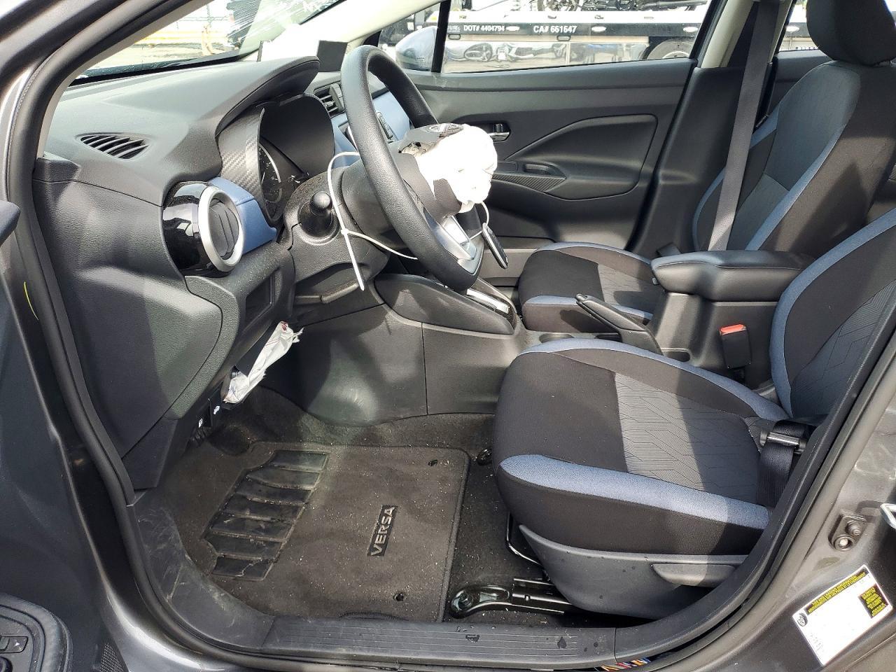 2025 NISSAN VERSA