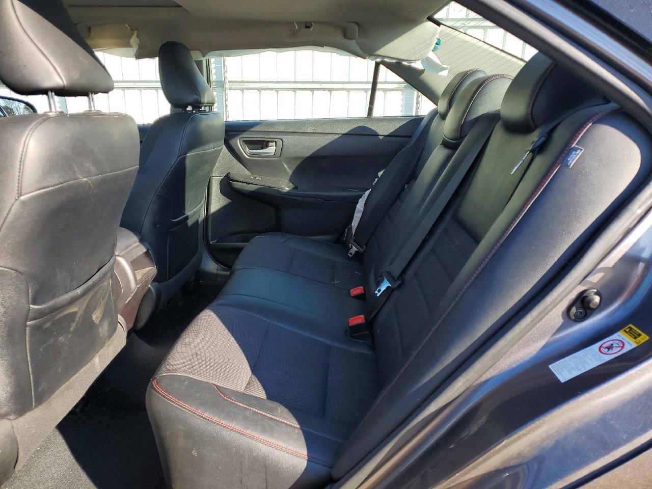 2017 TOYOTA CAMRY