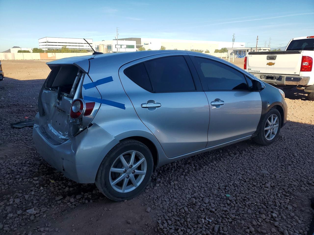 2012 TOYOTA Prius c