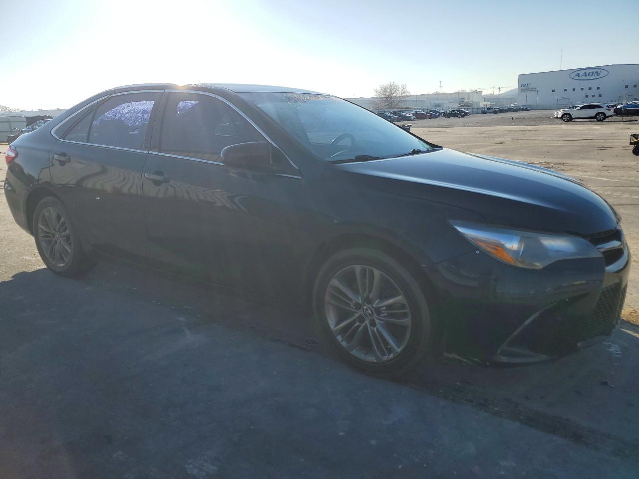 2015 TOYOTA CAMRY