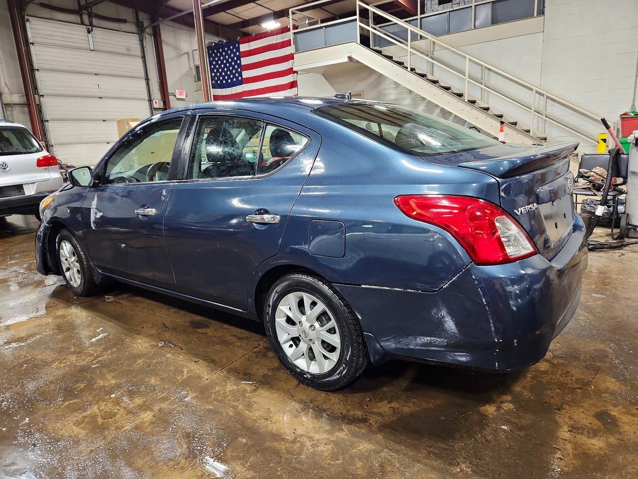 2017 NISSAN VERSA