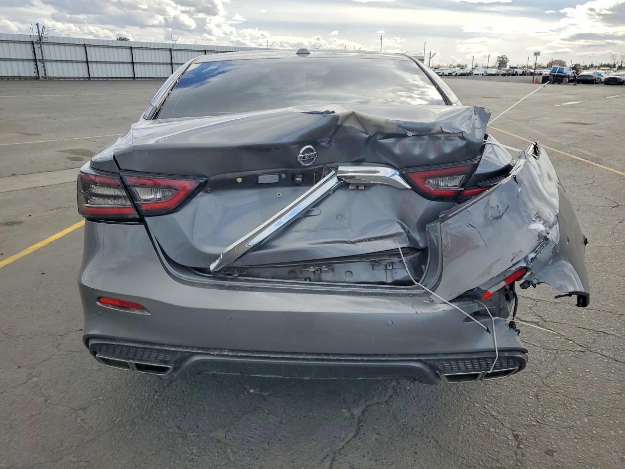 2021 NISSAN Maxima