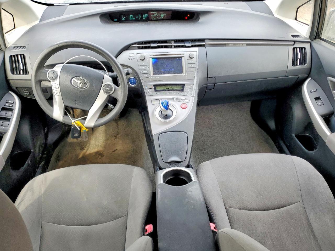 2013 TOYOTA PRIUS