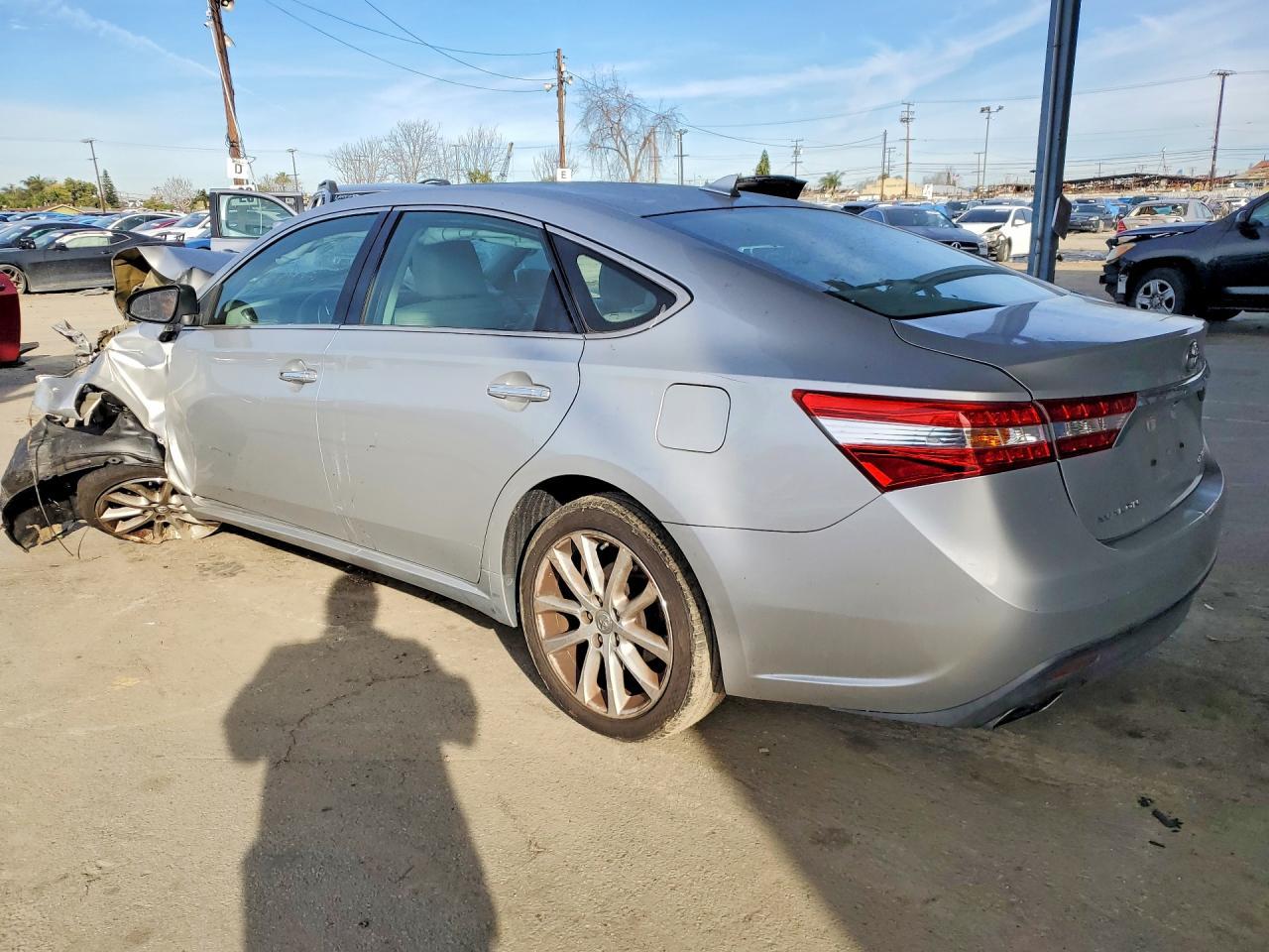 2013 TOYOTA Avalon