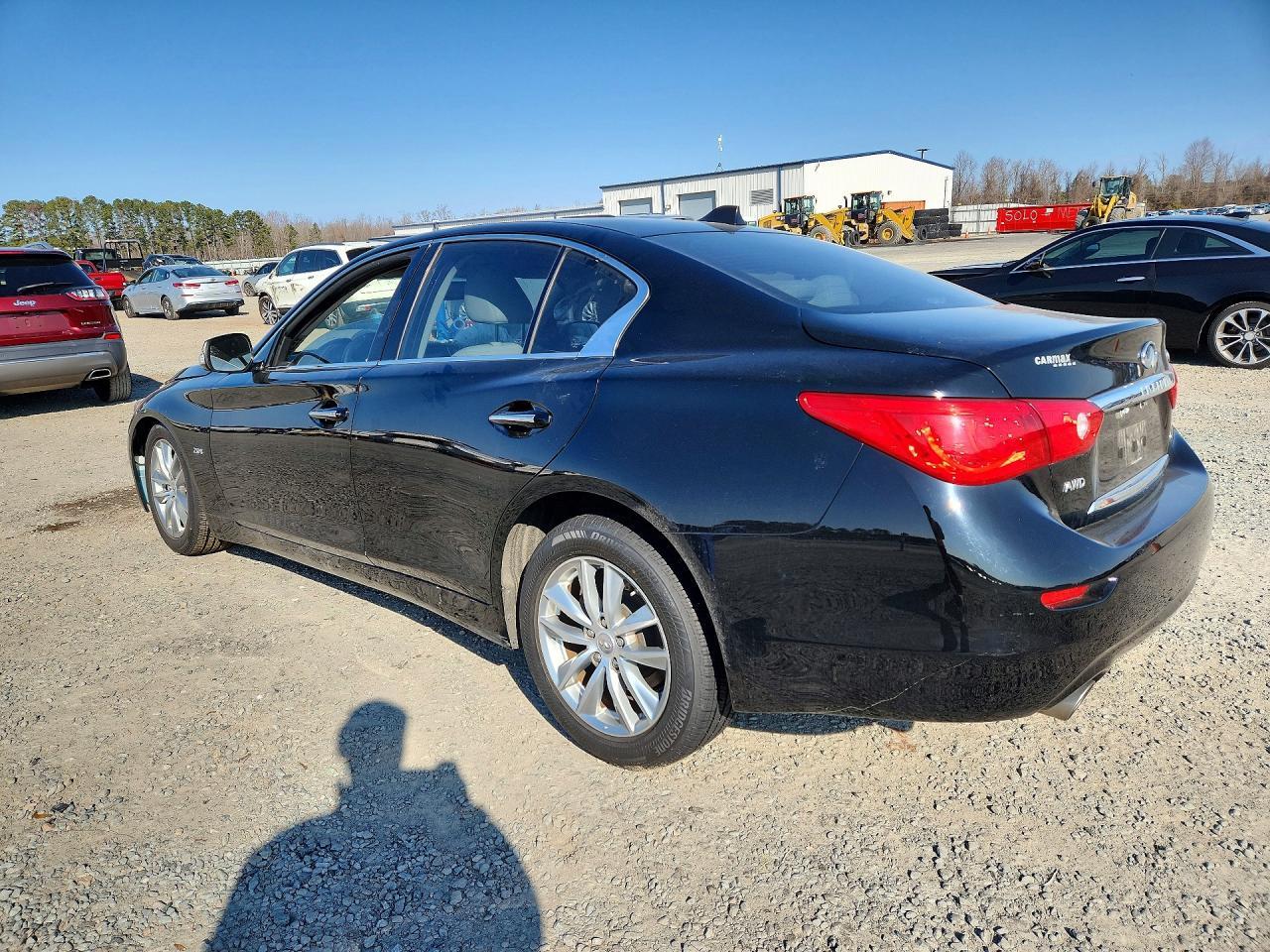 2016 INFINITI Q50