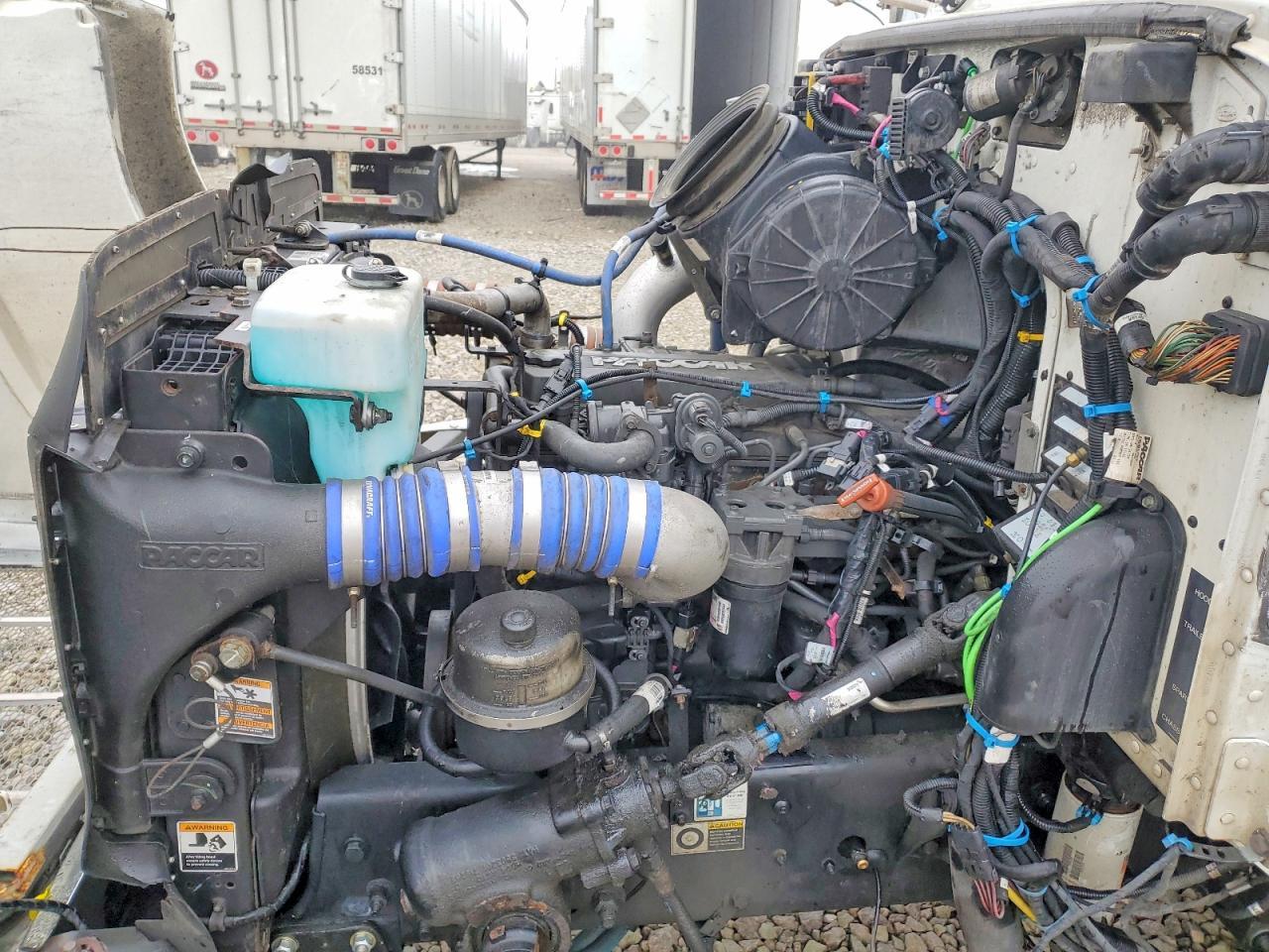 2021 PETERBILT 330