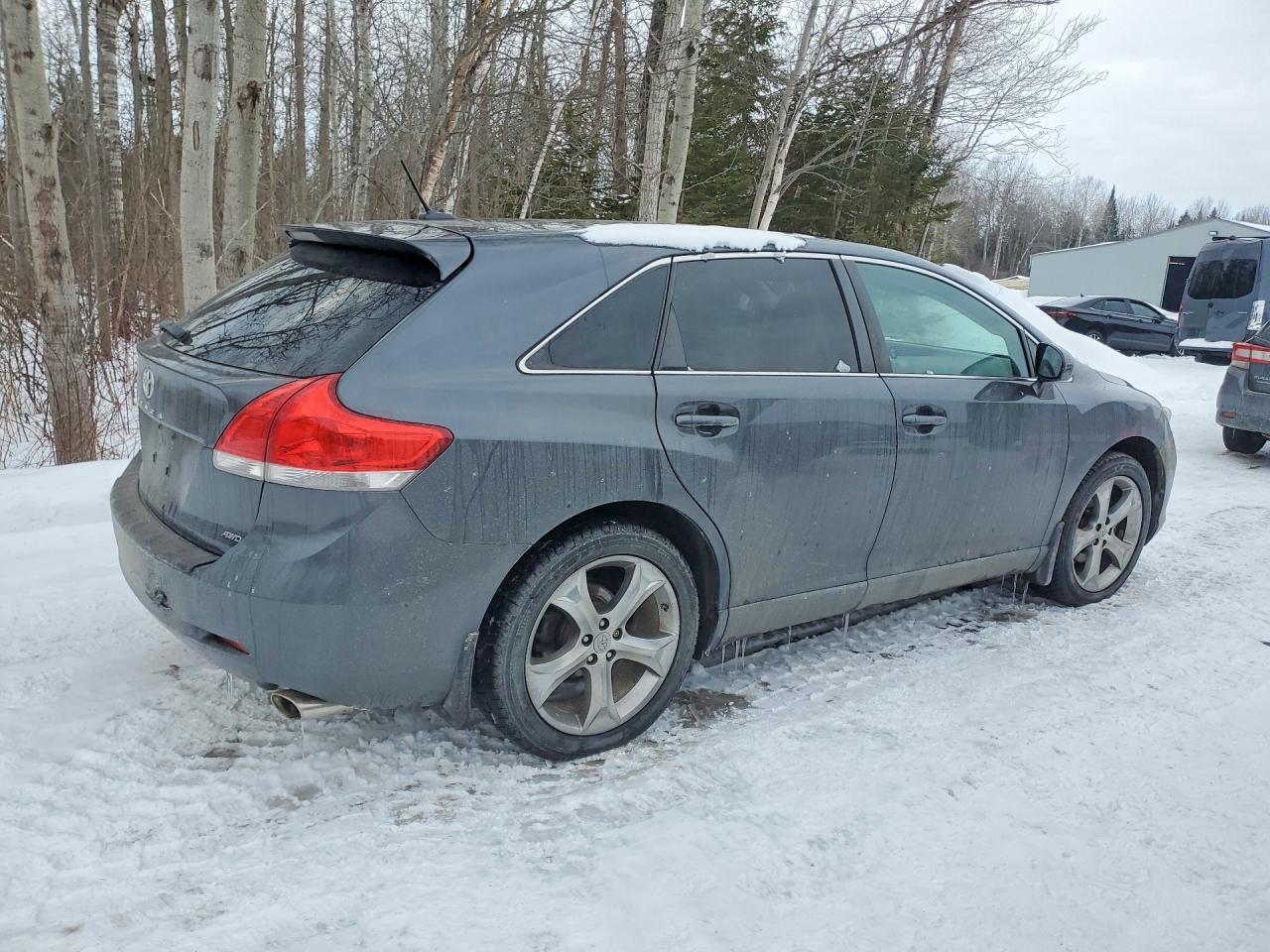 2010 TOYOTA VENZA