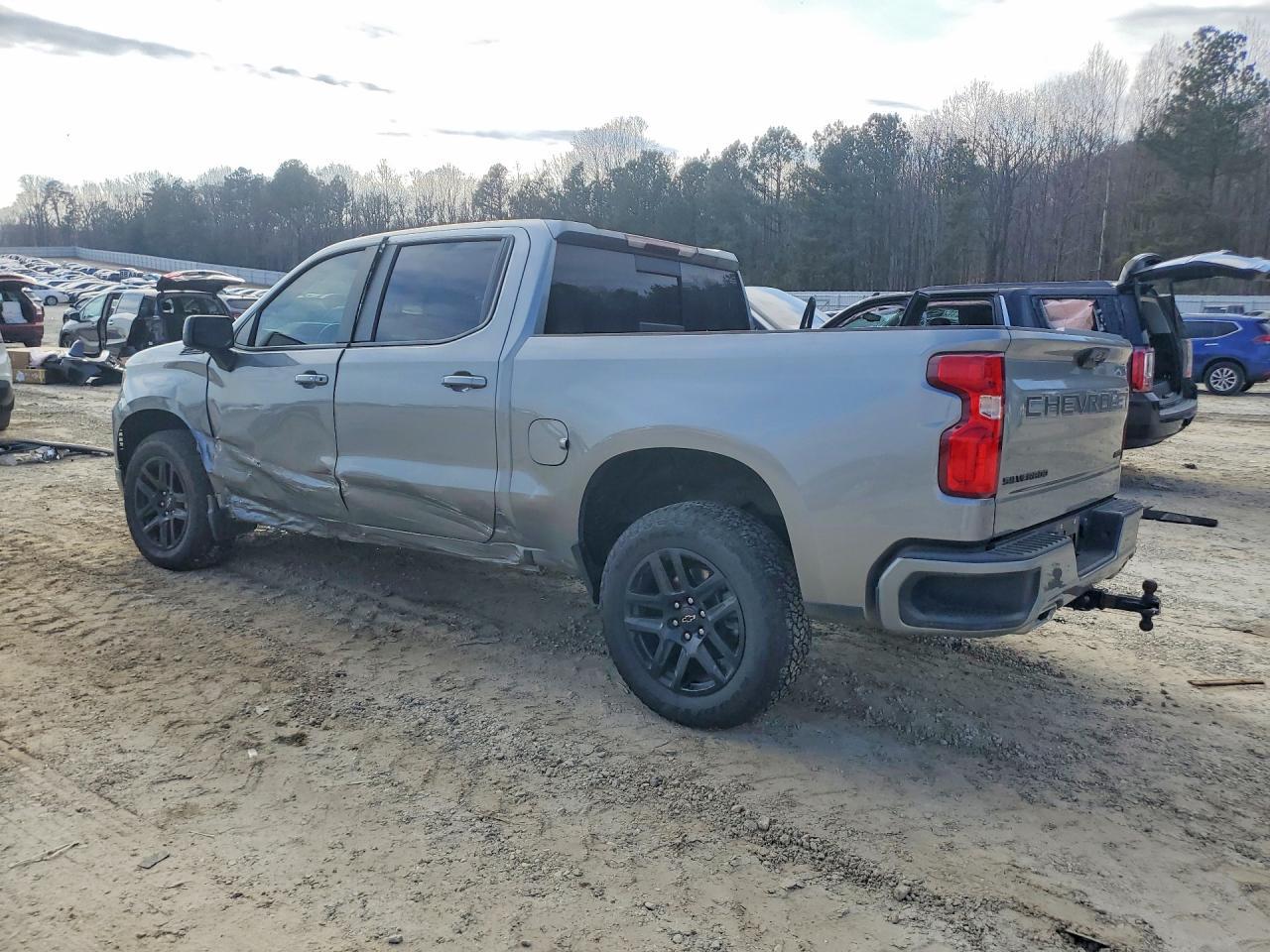 2023 CHEVROLET Silverado