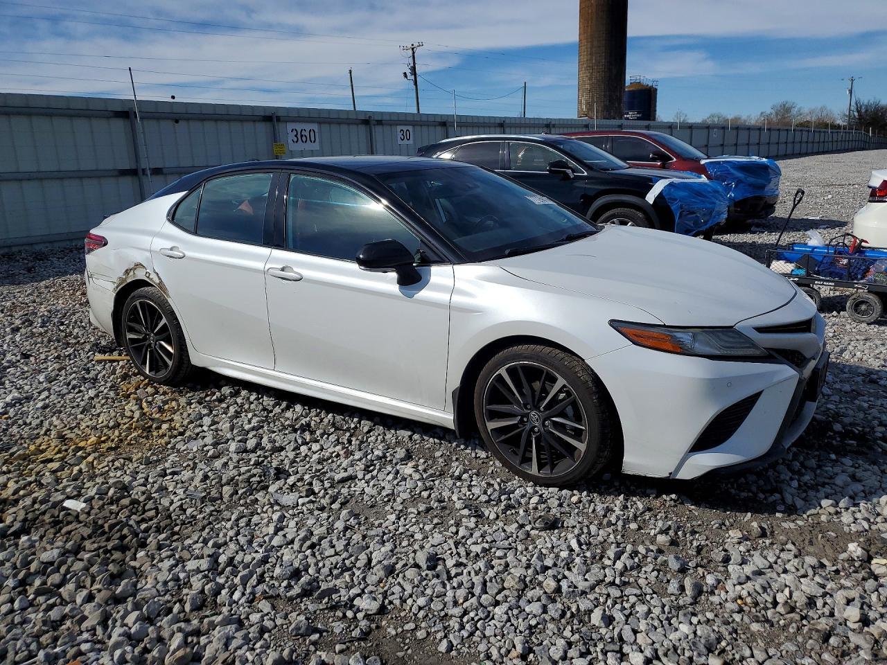 2019 TOYOTA CAMRY