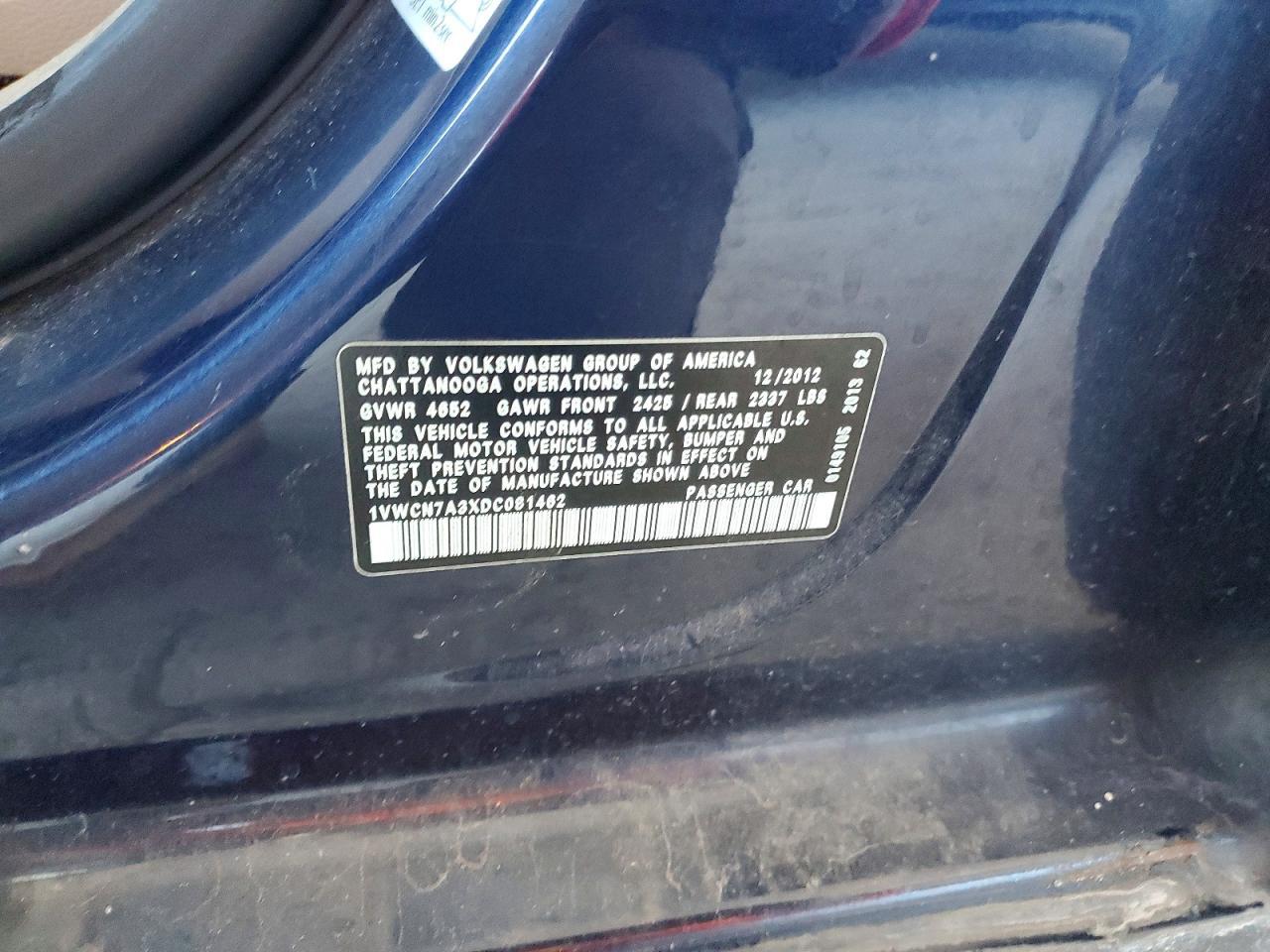 2013 VOLKSWAGEN Passat