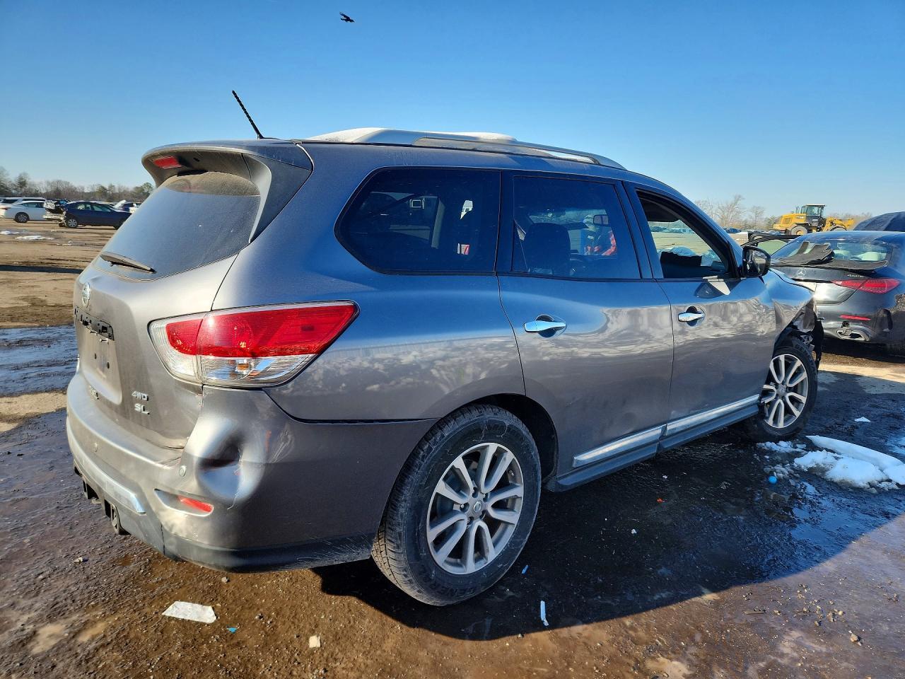 2015 NISSAN PATHFINDER
