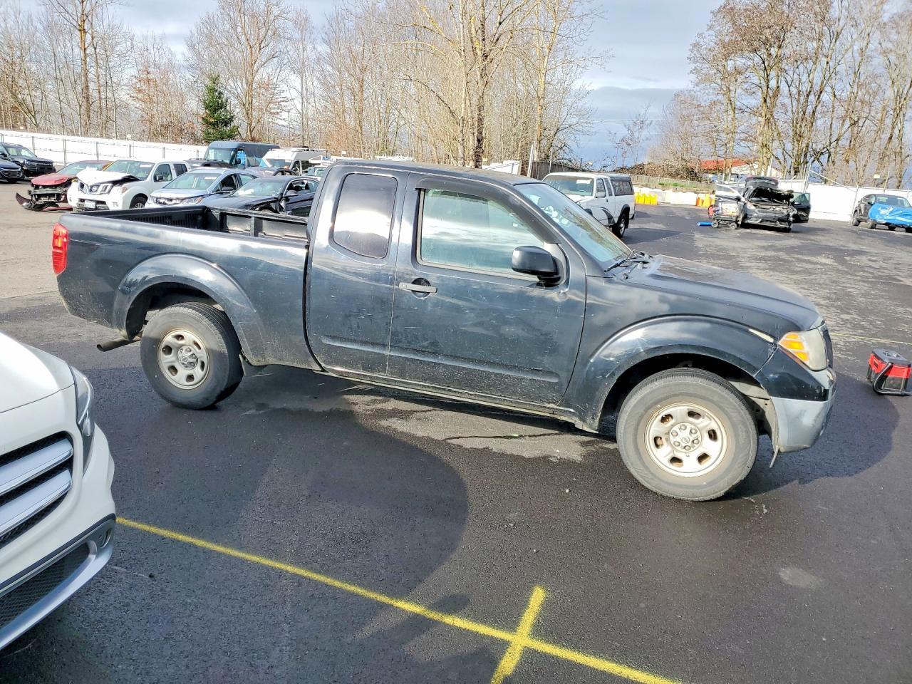 2011 NISSAN Frontier