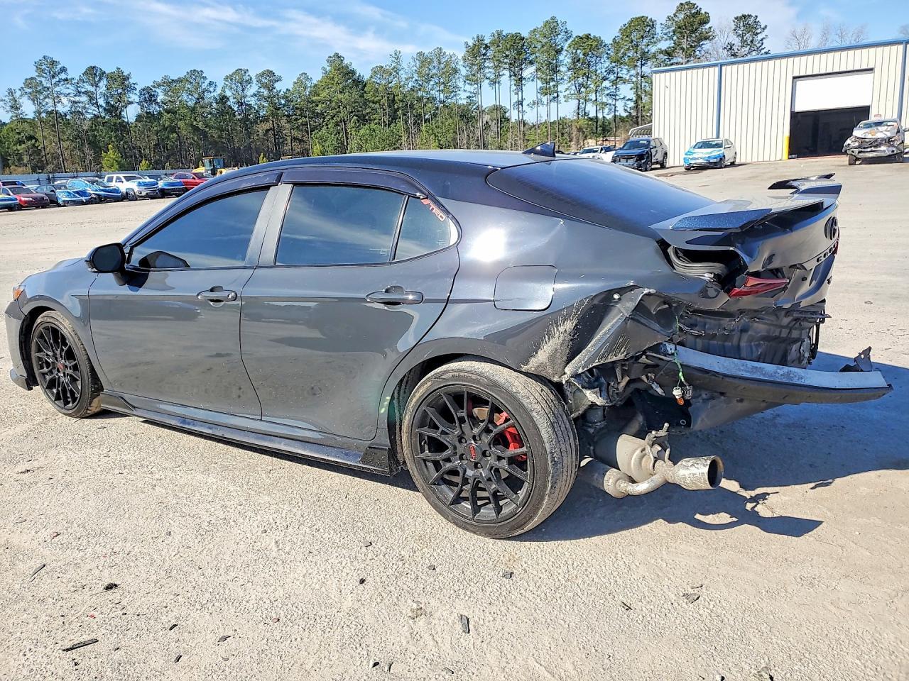2023 TOYOTA CAMRY