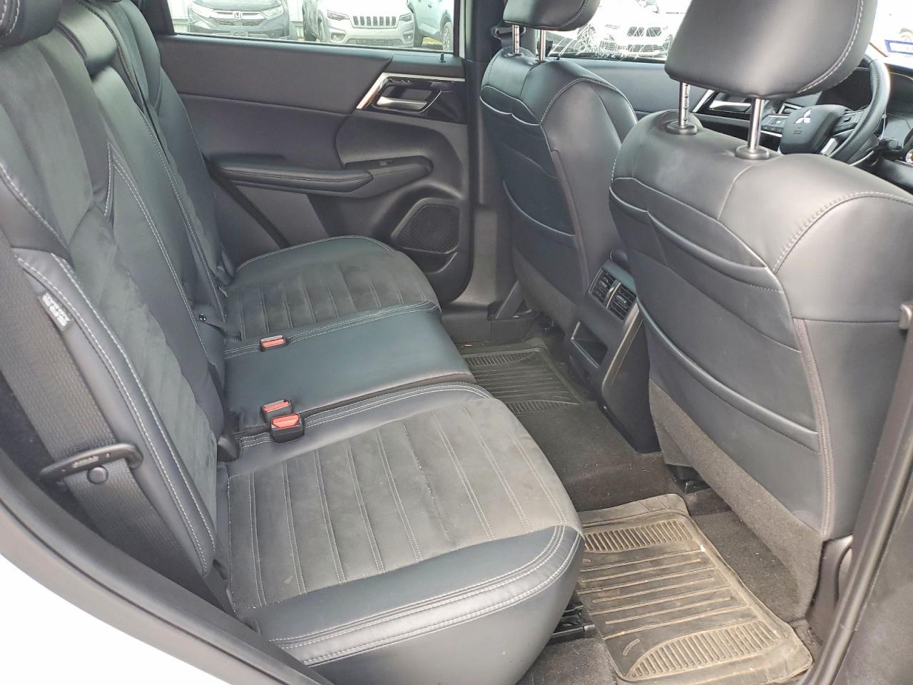 2022 MITSUBISHI outlander