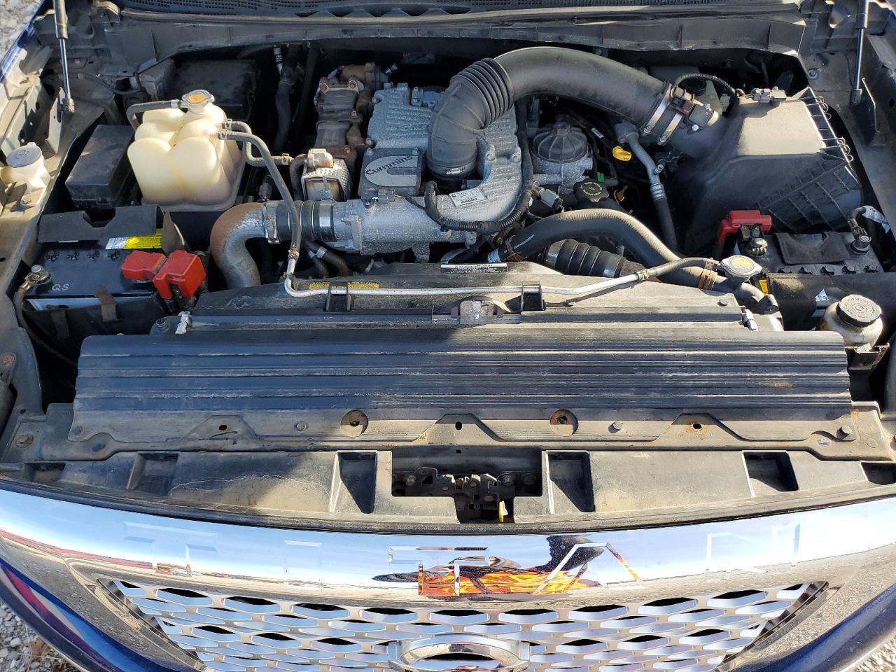 2016 NISSAN Titan