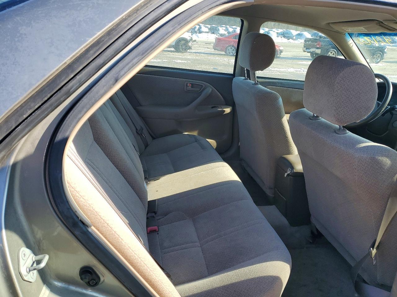 2000 TOYOTA CAMRY