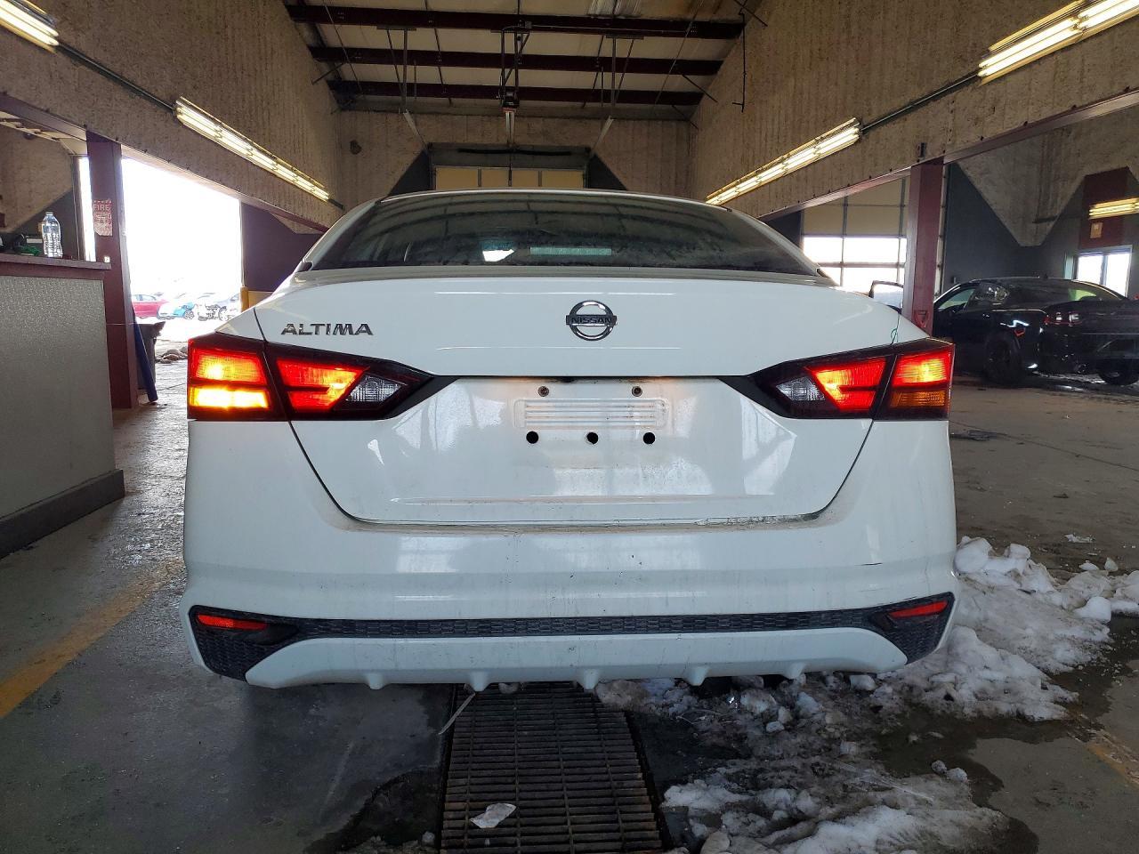 2021 NISSAN ALTIMA
