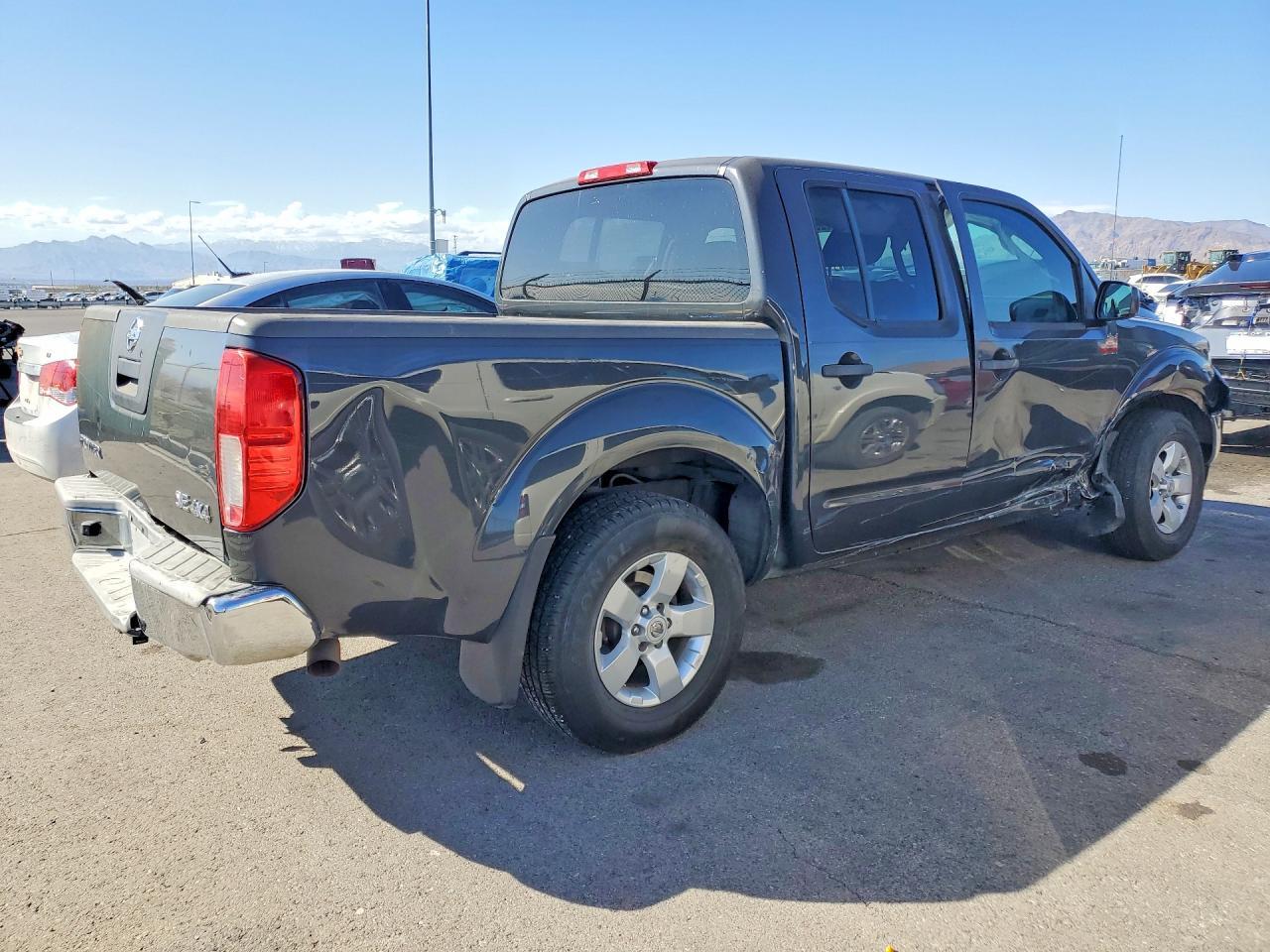 2010 NISSAN Frontier