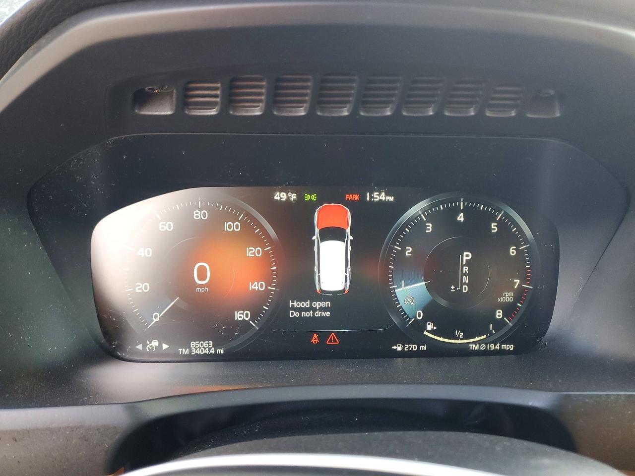 2018 VOLVO XC90