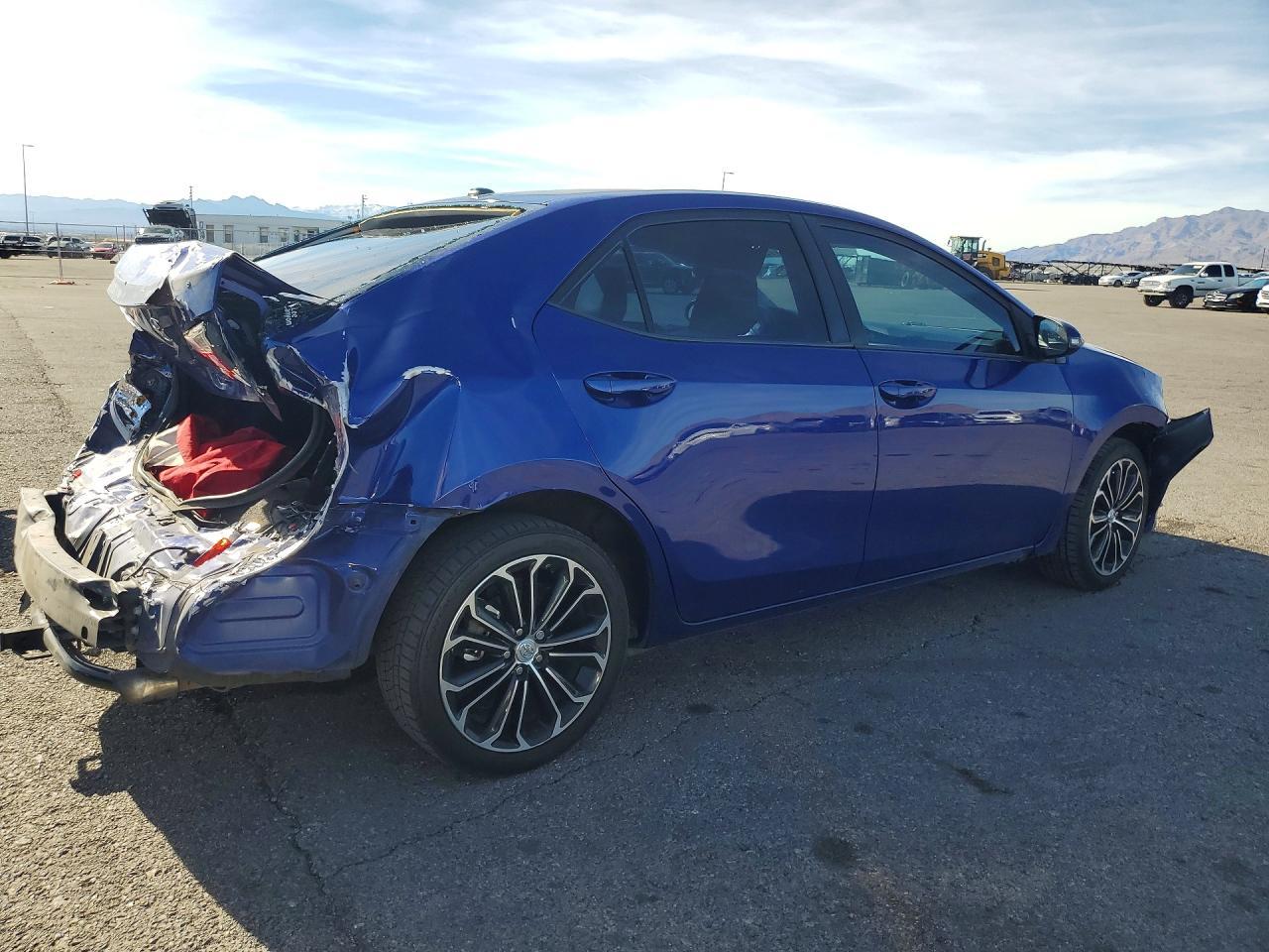 2015 TOYOTA COROLLA