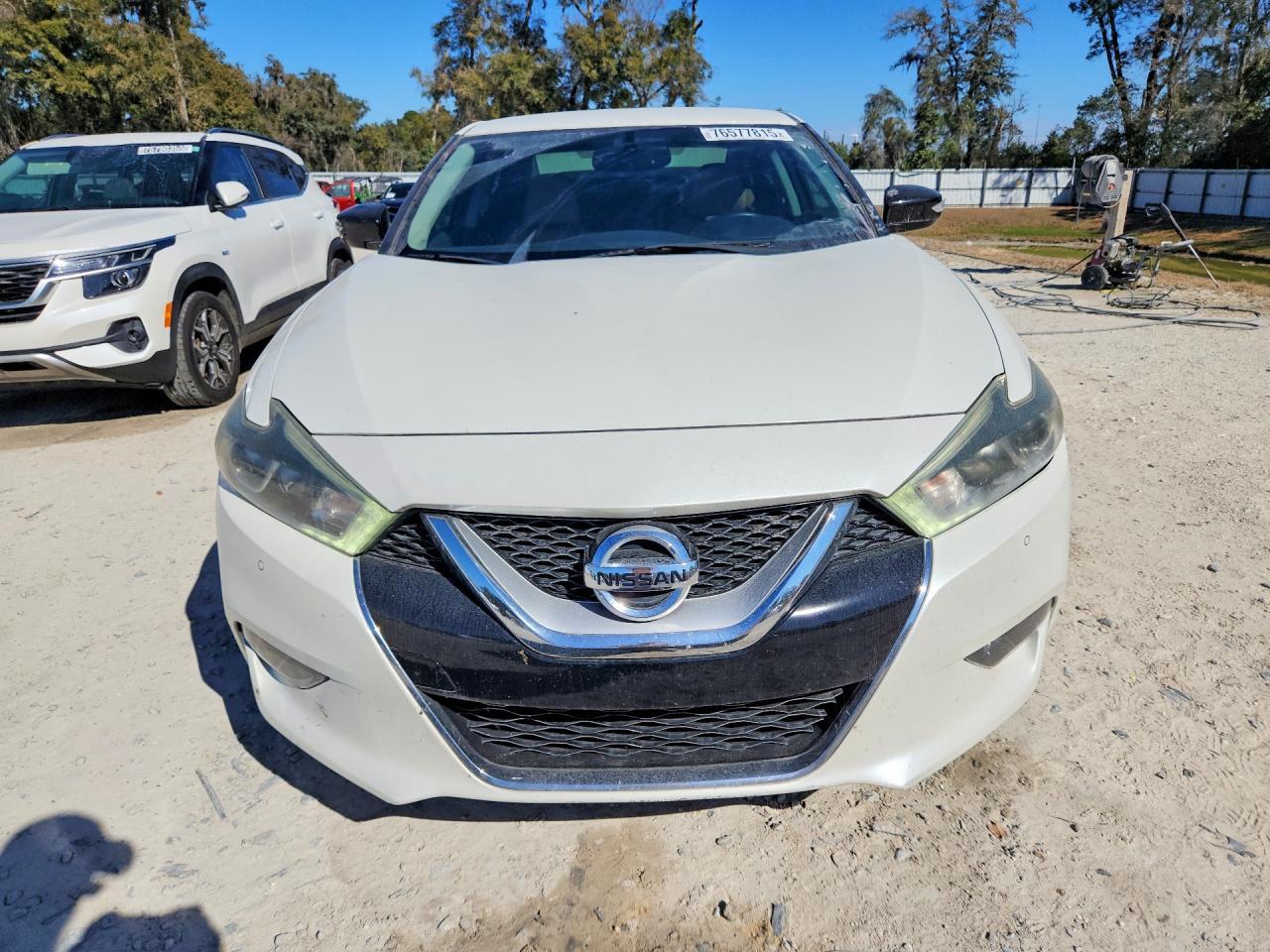 2016 NISSAN Maxima