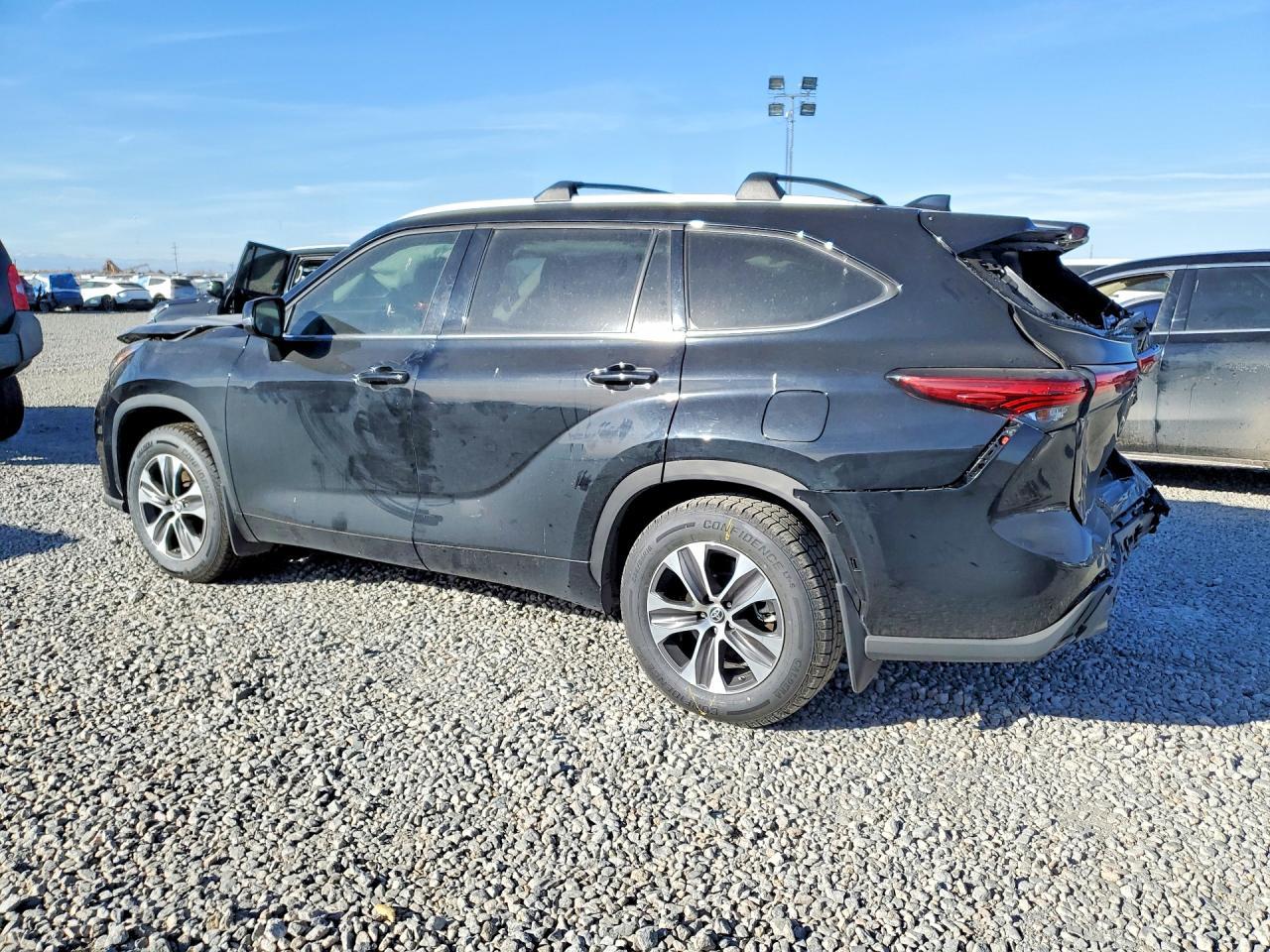 2022 TOYOTA HIGHLANDER