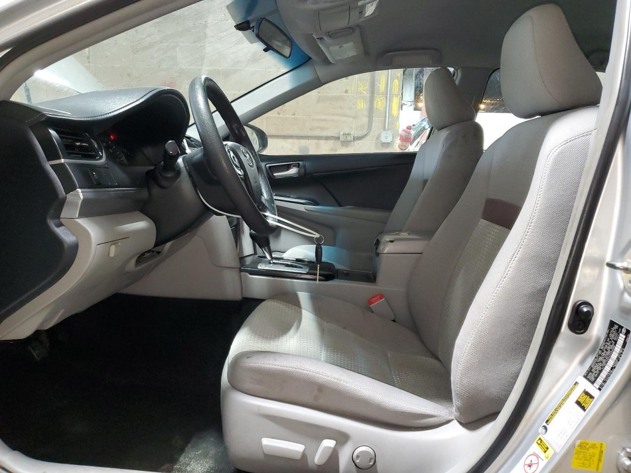 2014 TOYOTA CAMRY