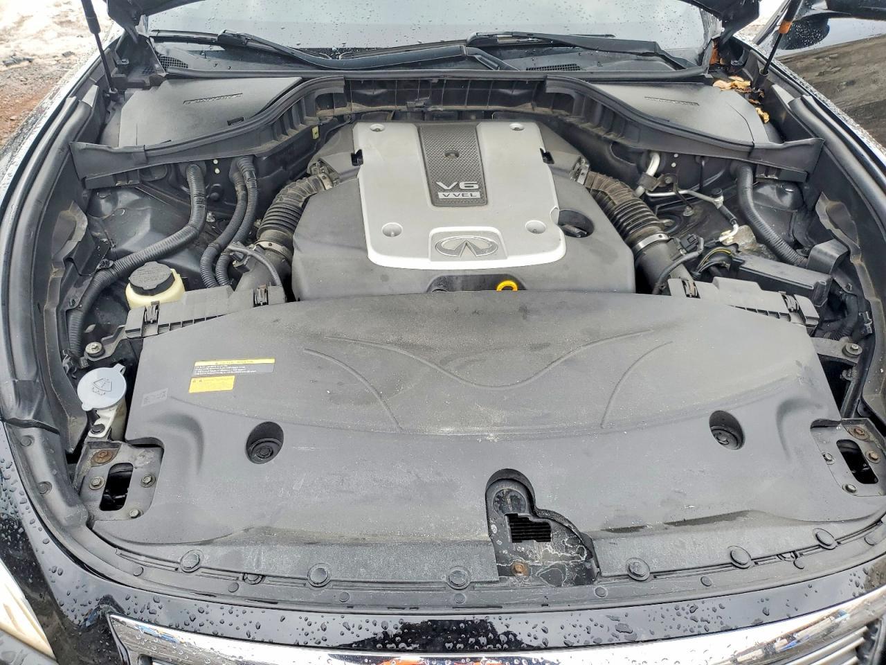 2013 INFINITI M37