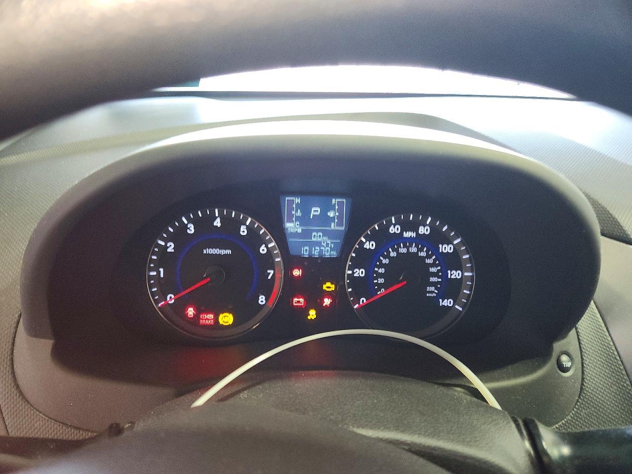 2015 HYUNDAI ACCENT