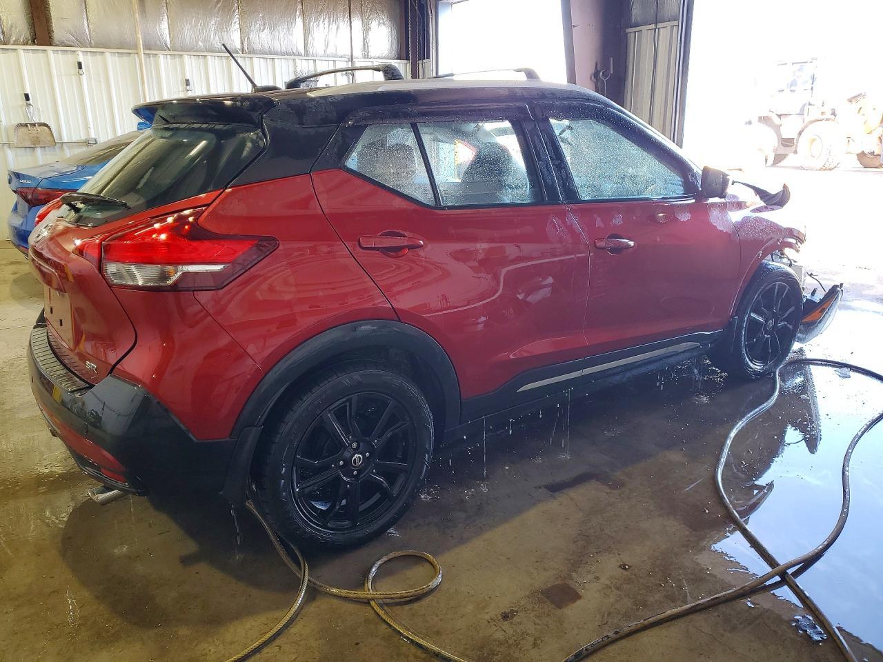 2019 NISSAN KICKS