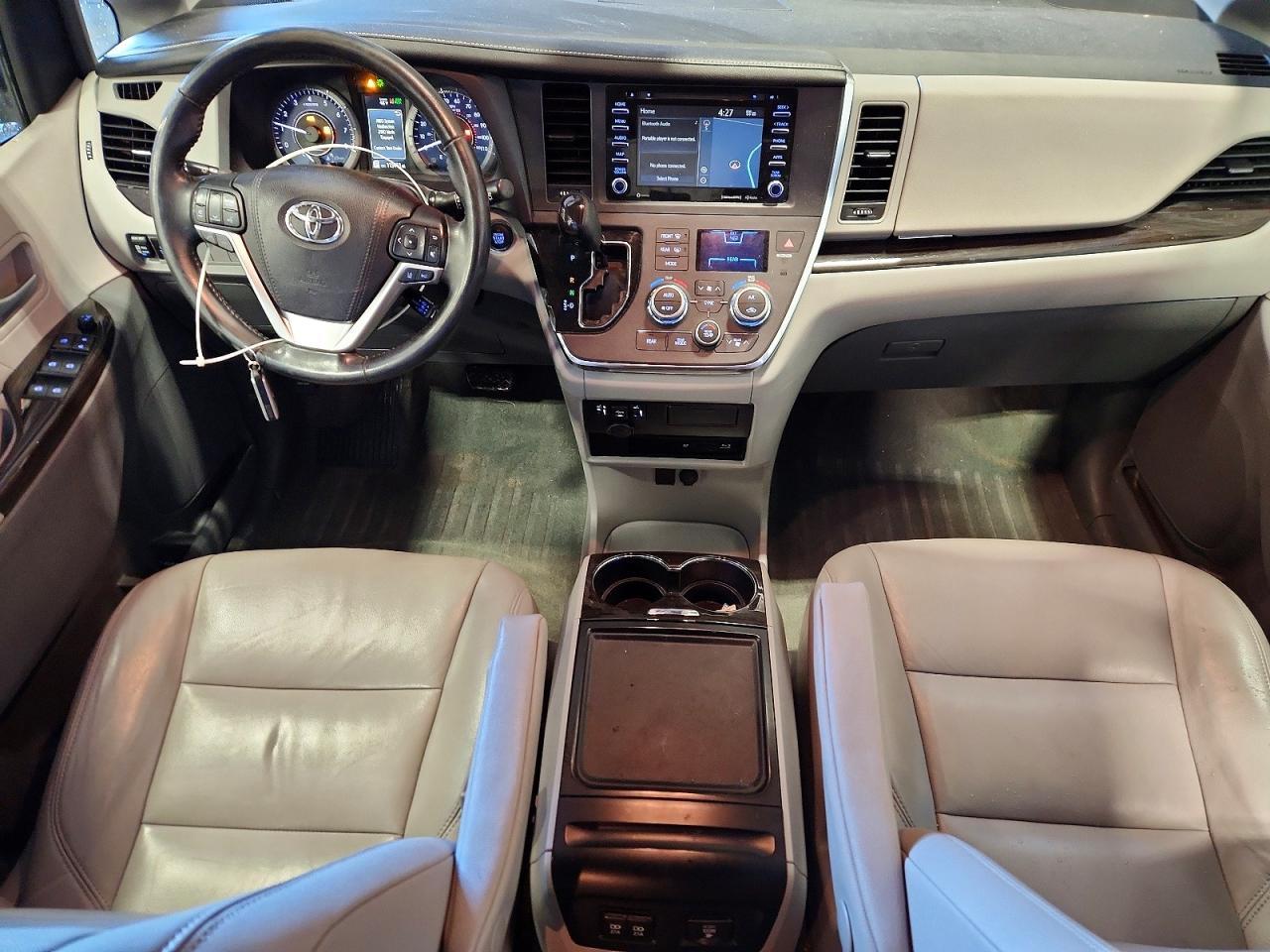 2018 TOYOTA SIENNA