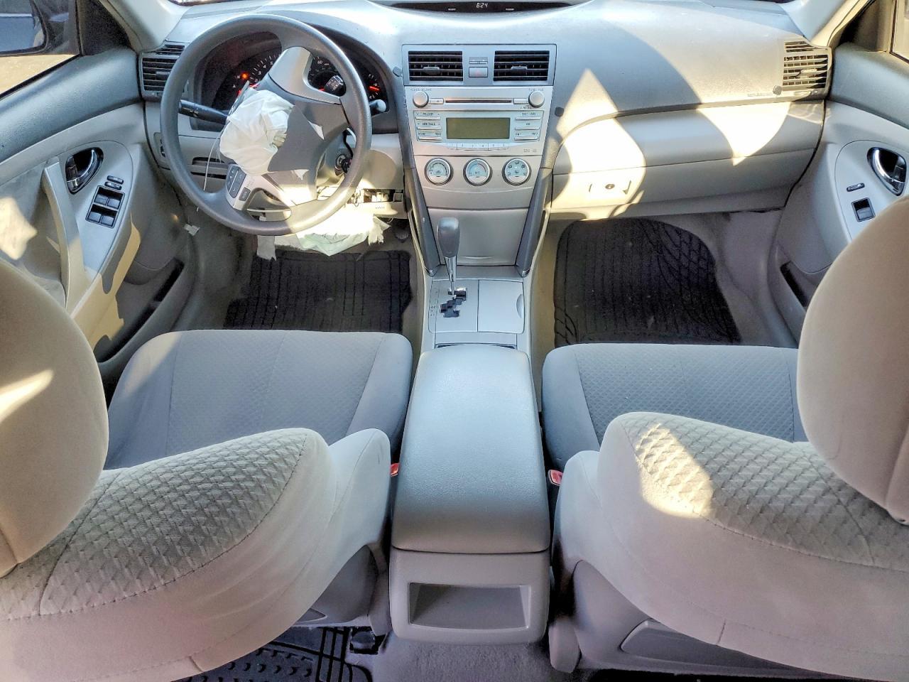 2009 TOYOTA CAMRY