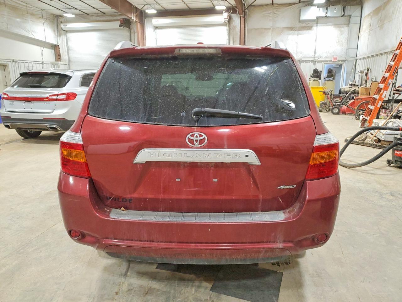 2010 TOYOTA HIGHLANDER