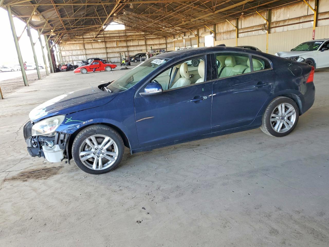 2013 VOLVO S60