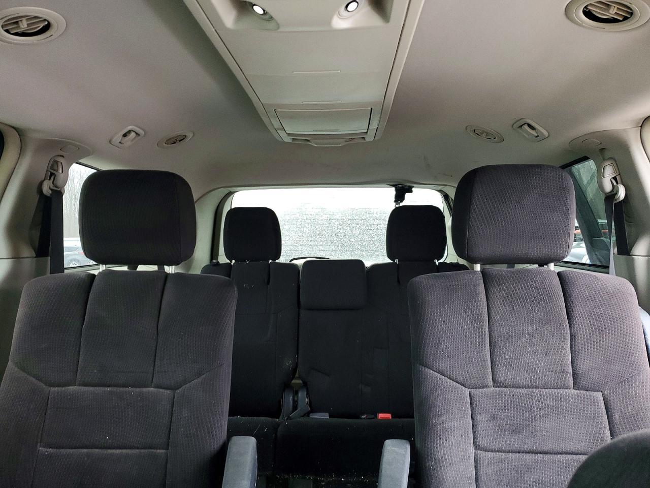2011 CHRYSLER Town & Country
