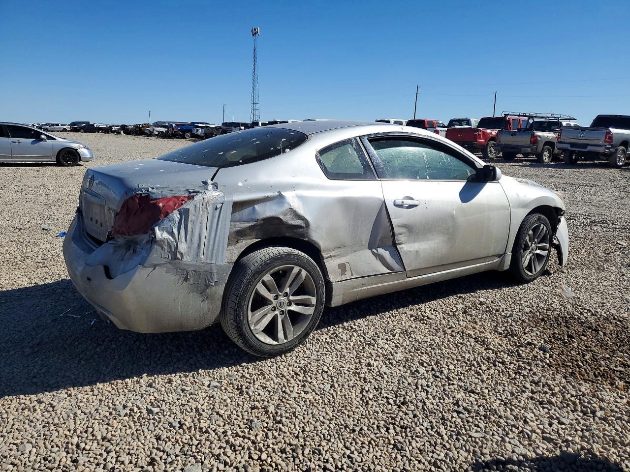 2011 NISSAN ALTIMA