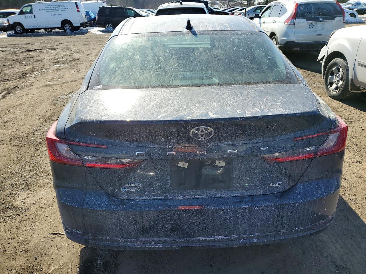 2025 TOYOTA CAMRY