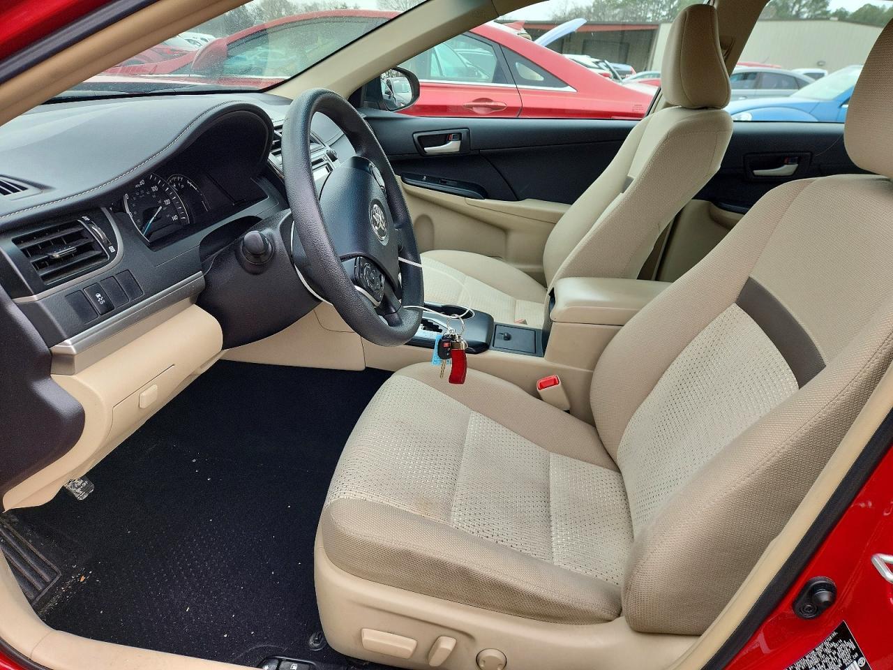 2014 TOYOTA CAMRY