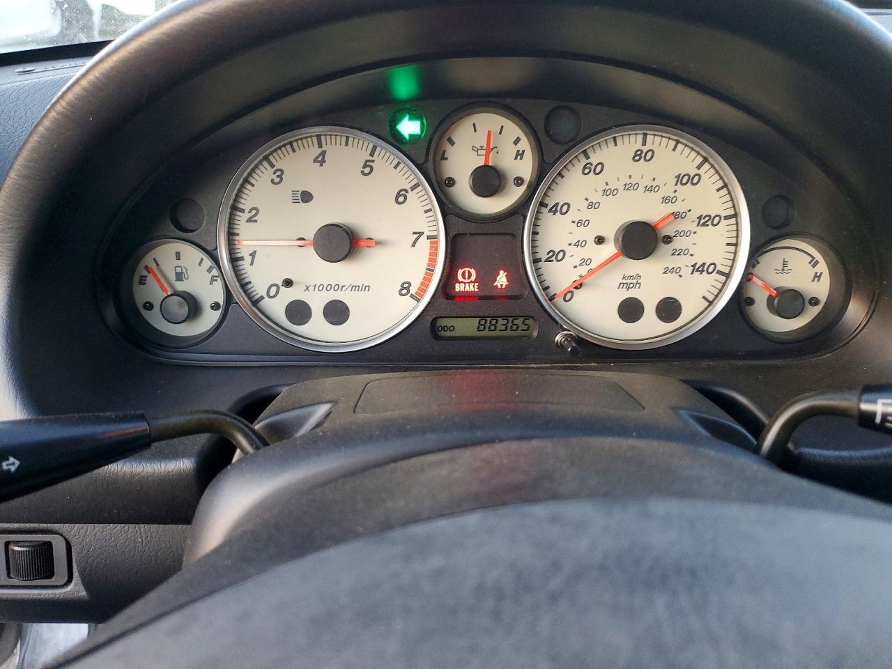 2003 MAZDA MX-5 Miata