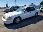 2000 FORD Crown Victoria