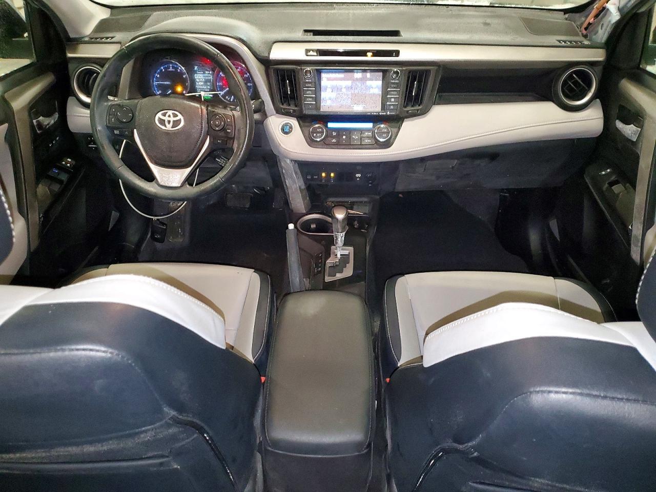 2016 TOYOTA RAV4