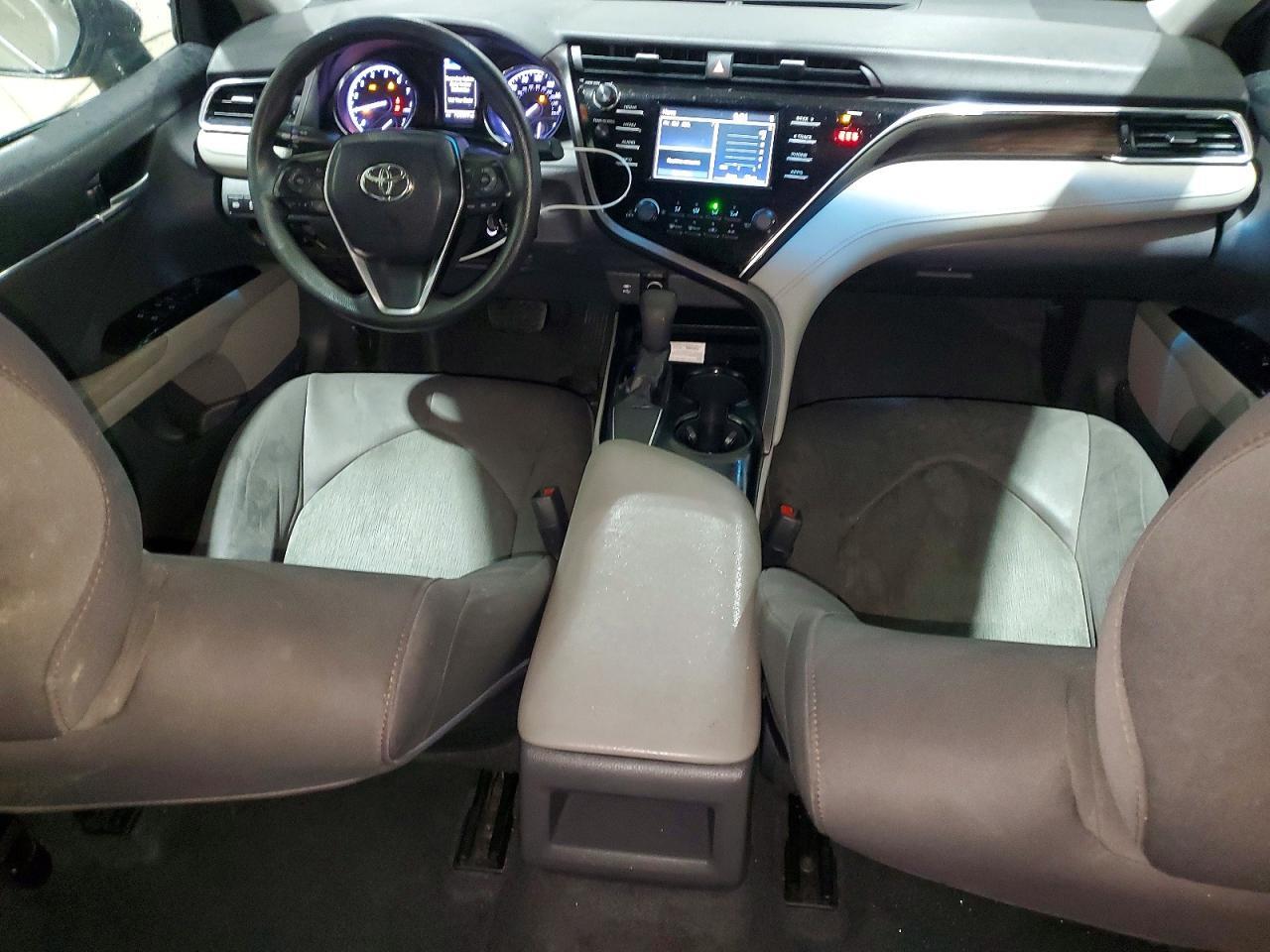 2018 TOYOTA CAMRY