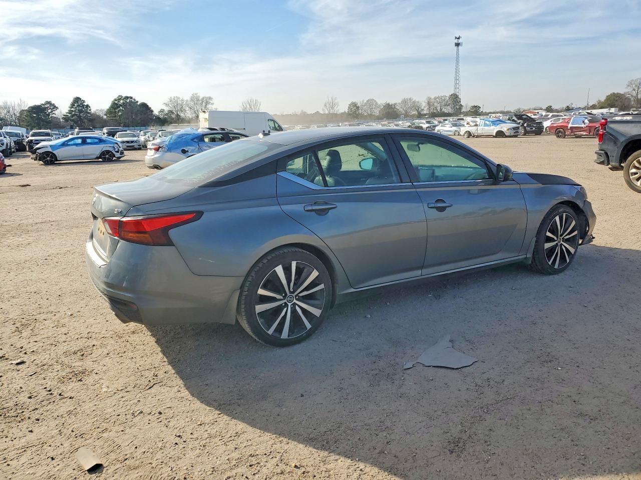 2021 NISSAN ALTIMA