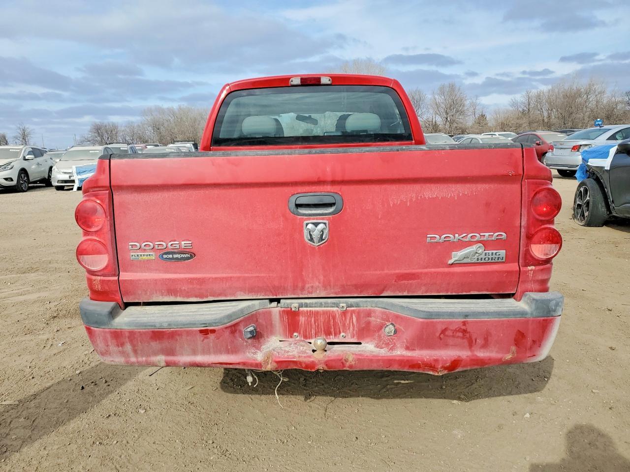 2011 DODGE Dakota