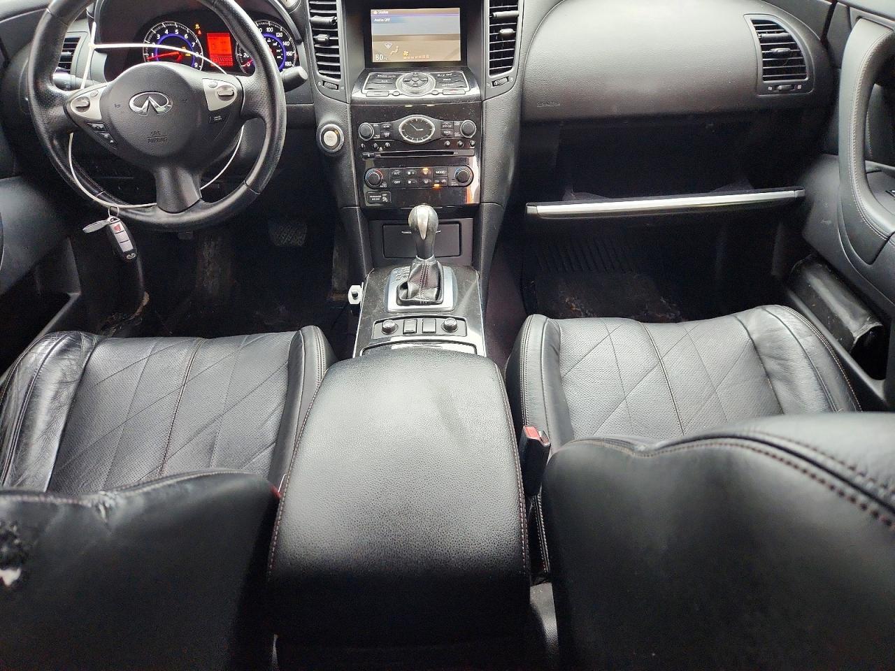 2010 INFINITI FX35