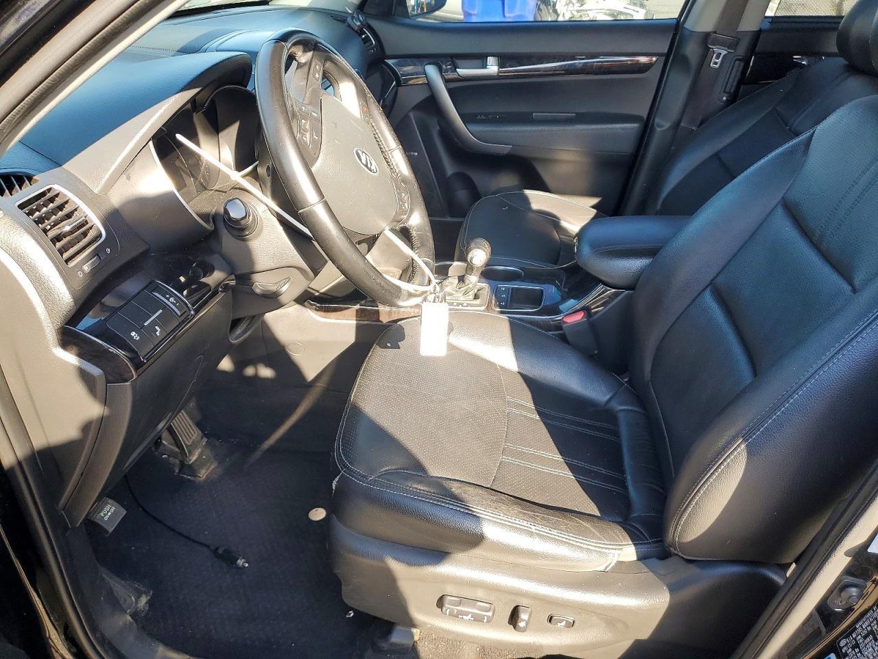 2014 KIA SORENTO