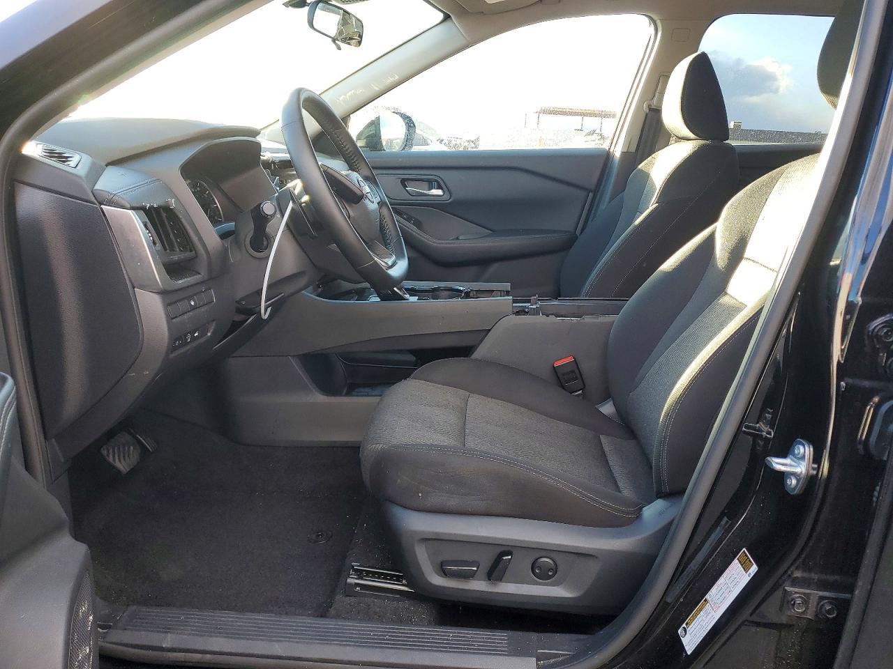2025 NISSAN ROGUE