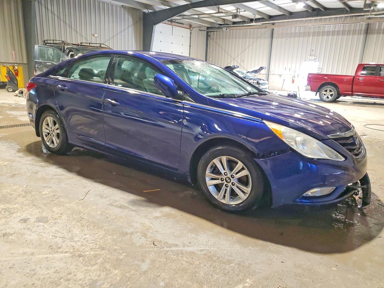 2013 HYUNDAI SONATA