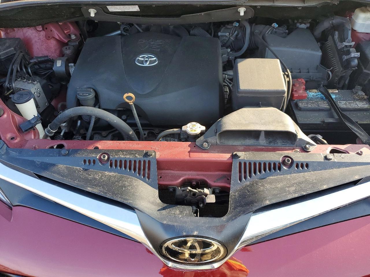 2019 TOYOTA SIENNA